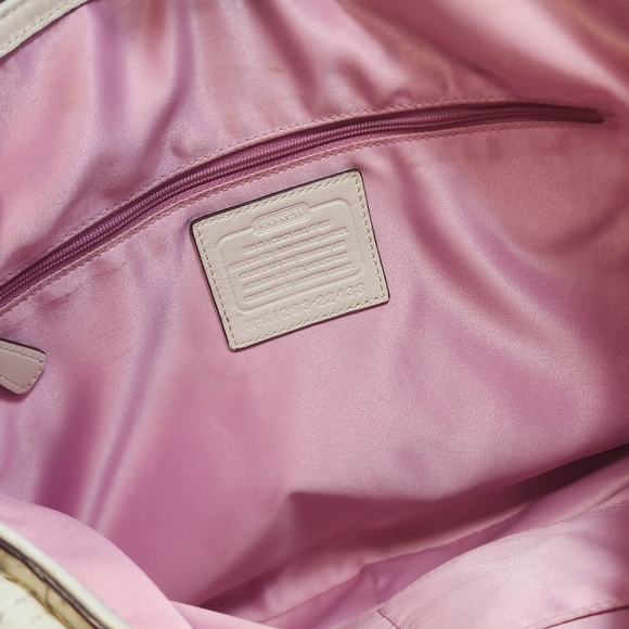 Coach Poppy Daisy Eyelet Leather Chain Tote Bag Ivory & Pink | Style #22438 GUC - Picture 15 of 17